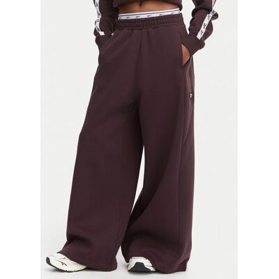 Reebok Teplákové nohavice Aleksandra RK25682CCW Tmavo hnedá Regular Fit Ženy Reebok Teplákové nohavice Aleksandra RK25682CCW Tmavo hnedá Regular Fit Ženy