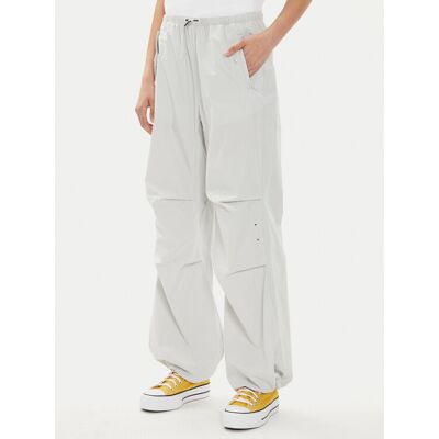 Converse Bavlnené nohavice W Parachute Pant 10026399-A02 Biela Loose Fit Ženy Converse Bavlnené nohavice W Parachute Pant 10026399-A02 Biela Loose Fit Ženy