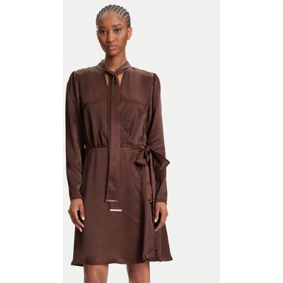 Marciano Guess Každodenné šaty 5YGK28 7350A Hnedá Regular Fit Ženy Marciano Guess Každodenné šaty 5YGK28 7350A Hnedá Regular Fit Ženy