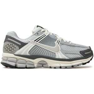 Nike Sneakersy Zoom Vomero 5 FD9919 001 Sivá Ženy Nike Sneakersy Zoom Vomero 5 FD9919 001 Sivá Ženy
