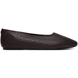 Calvin Klein Baleríny Oblique Ballerina Cut Lth HW0HW03033 Bordová Ženy Calvin Klein Baleríny Oblique Ballerina Cut Lth HW0HW03033 Bordová Ženy