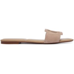 Calvin Klein Šľapky Square Flat Sndl Embl Suede HW0HW03055 Béžová Ženy Calvin Klein Šľapky Square Flat Sndl Embl Suede HW0HW03055 Béžová Ženy