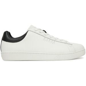 Guess Sneakersy FMTNOL FAB12 Biela Muži Guess Sneakersy FMTNOL FAB12 Biela Muži