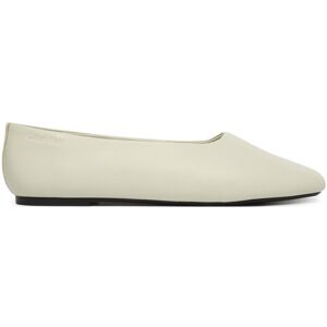 Calvin Klein Baleríny Round Ballerina Lth HW0HW02943 Biela Ženy Calvin Klein Baleríny Round Ballerina Lth HW0HW02943 Biela Ženy