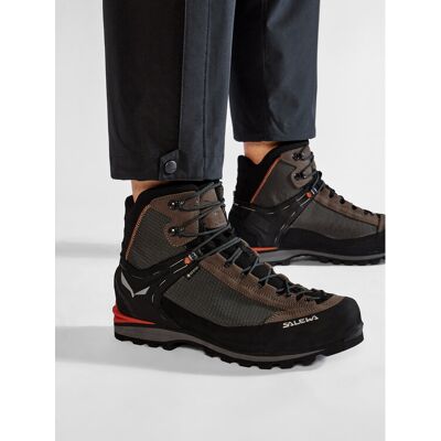 Salewa Trekingová obuv Ms Crow Gtx GORE-TEX 7512 Čierna Muži Salewa Trekingová obuv Ms Crow Gtx GORE-TEX 7512 Čierna Muži