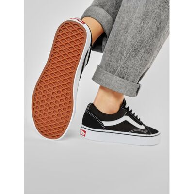 Vans Tenisky Old Skool VN000D3HY28 Čierna Ženy Vans Tenisky Old Skool VN000D3HY28 Čierna Ženy