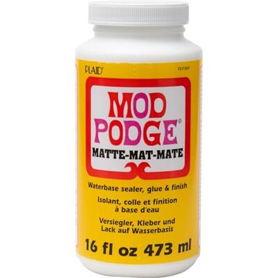 Mod Podge , Lak na ošetření na bázi vody, lepidlo a lak, matný, CS11302, 473 ml láhev Mod Podge , Lak na ošetření na bázi vody, lepidlo a lak, matný, CS11302, 473 ml láhev