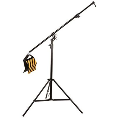 Bresser F001608 Fotostudio Galgenstativ s ramenem BR-BLS210 se systémem vzduchového odpružení, černým práškovým nástřikem a adaptérem Spigot pro použití příslušenství fotoateliéru Bresser F001608 Fotostudio Galgenstativ s ramenem BR-BLS210 se systémem vzduchového odpružení, černým práškovým nástřikem a adaptérem Spigot pro použití příslušenství fotoateliéru