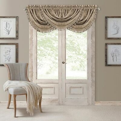 Elrene Home Fashions Antonia Damast-Fenstervolant s třásněmi, květinový vzor, 132,1 x 91,4 cm, taupe Elrene Home Fashions Antonia Damast-Fenstervolant s třásněmi, květinový vzor, 132,1 x 91,4 cm, taupe