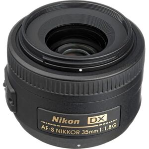 Nikon 2183 AF-S DX Nikkor 35 mm 1: 1,8G objektiv (52mm závit filtru) Nikon 2183 AF-S DX Nikkor 35 mm 1: 1,8G objektiv (52mm závit filtru)