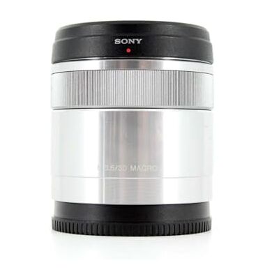 Sony SEL30M35 – 30mm F3.5 Makro ohnisková vzdálenost (APS-C, E-Mount, kompaktní a podrobná, ideální pro záběry zblízka, kompatibilní s ZV-E10, A6400 & A6700, stříbrná) Sony SEL30M35 – 30mm F3.5 Makro ohnisková vzdálenost (APS-C, E-Mount, kompaktní a podrobná, ideální pro záběry zblízka, kompatibilní s ZV-E10, A6400 & A6700, stříbrná)
