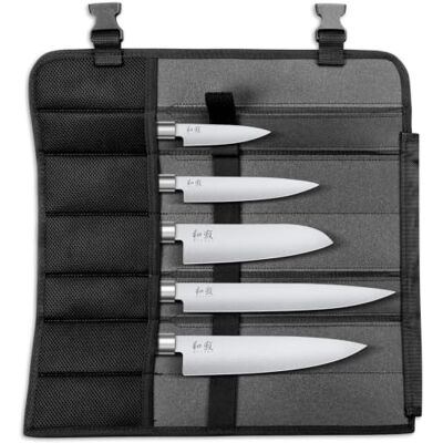 KAI Wasabi Black taška na nože osazená univerzální nůž 10 cm, univerzální nůž 15 cm, Santoku 16,5 cm, kuchařský nůž 20 cm, nůž na šunku 23 cm nerezová 6A/1K6 ušlechtilá ocel leštěná 58 (±1) HRC KAI Wasabi Black taška na nože osazená univerzální nůž 10 cm, univerzální nůž 15 cm, Santoku 16,5 cm, kuchařský nůž 20 cm, nůž na šunku 23 cm nerezová 6A/1K6 ušlechtilá ocel leštěná 58 (±1) HRC
