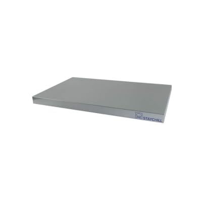 Saro Chladicí servírovací deska 1/1 GN – hliník/EPS – integrované chladicí akumulátory – pod +8 °C po dobu 3 hodin – gumové nožky – model Stay COOL Saro Chladicí servírovací deska 1/1 GN – hliník/EPS – integrované chladicí akumulátory – pod +8 °C po dobu 3 hodin – gumové nožky – model Stay COOL