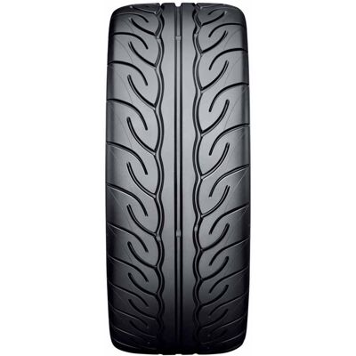 Yokohama AD08 225/40 R18 88w Yokohama AD08 225/40 R18 88w