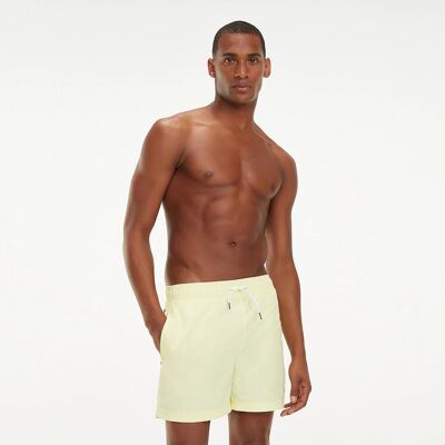 Pánske šortky UM0UM01080-701 žltá - Tommy Hilfiger XL Žlutá Pánske šortky UM0UM01080-701 žltá - Tommy Hilfiger XL Žlutá