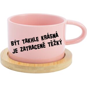 Giftela BYŤ TAK KRÁSNY JE PRÍLIŠ ŤAŽKÉ - ružový hrnček s makrónkou 200 ml Giftela BYŤ TAK KRÁSNY JE PRÍLIŠ ŤAŽKÉ - ružový hrnček s makrónkou 200 ml
