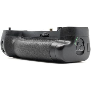 Used Nikon MB-D17 Battery Grip