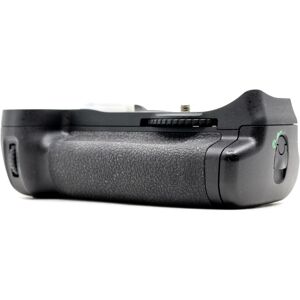 Used Nikon MB-D10 Battery Grip