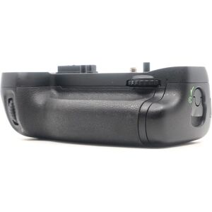 Used Nikon MB-D15 Battery Grip