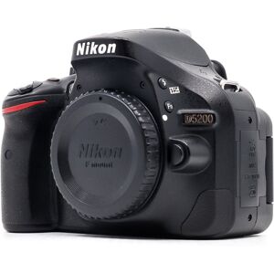 Used Nikon D5200