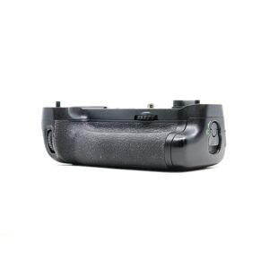 Used Nikon MB-D16 Battery Grip