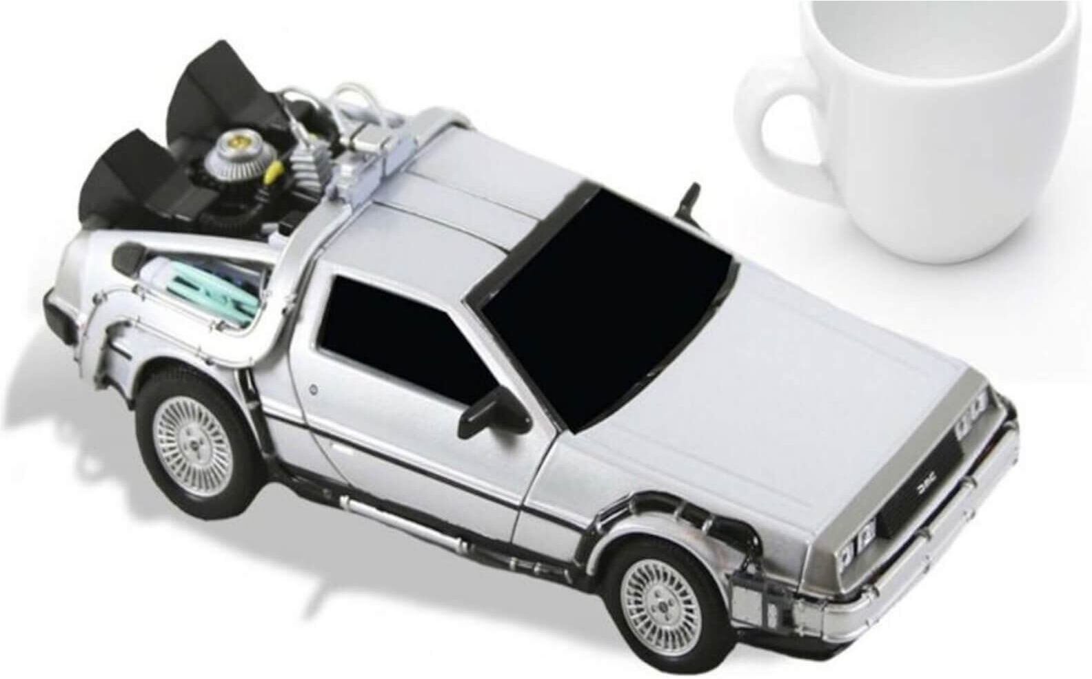 NECA Back To The Future Die Cast DeLorean NECA Back To The Future Die Cast DeLorean