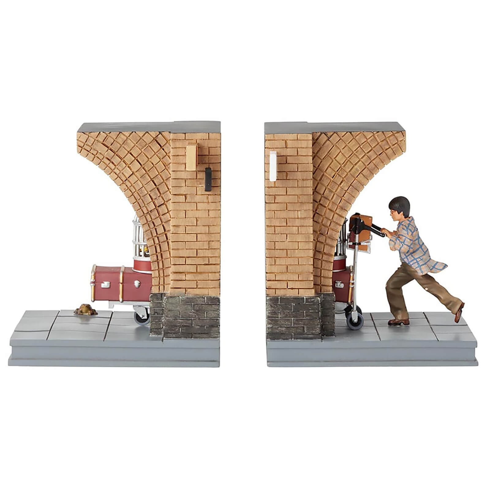 Enesco The Wizarding World of Harry Potter Harry Potter 9 3/4 Book Ends 19.0cm Enesco The Wizarding World of Harry Potter Harry Potter 9 3/4 Book Ends 19.0cm