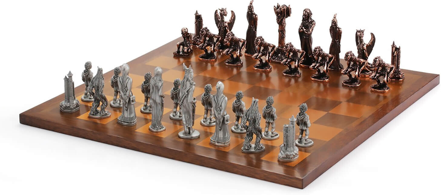 Royal Selangor Lord of the Rings Chess Set - War of the Rings Royal Selangor Lord of the Rings Chess Set - War of the Rings