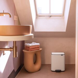 Brabantia Bo Pedal Bin White 12 Litres/36.9cm H x 29.2cm W x 26.3cm D Brabantia Bo Pedal Bin White 12 Litres/36.9cm H x 29.2cm W x 26.3cm D