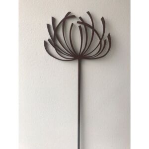 Metro Amaury Garden Stake 144.8cm H X 15.2cm W X 8cm D Metro Amaury Garden Stake 144.8cm H X 15.2cm W X 8cm D