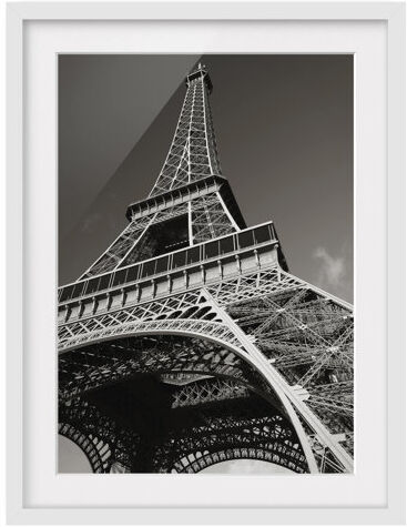 East Urban Home Eiffel Tower Framed Photograph East Urban Home Size: 100 cm H x 70 cm W, Frame Options: Matt white  - Size: 70cm H x 50cm W East Urban Home Eiffel Tower Framed Photograph East Urban Home Size: 100 cm H x 70 cm W, Frame Options: Matt white  - Size: 70cm H x 50cm W