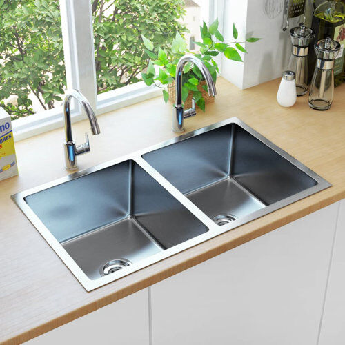 Belfry Kitchen Mariel Double Bowl Undermount Kitchen Sink Belfry Kitchen Finish: Silver  - Size: 40cm H x 65cm W Belfry Kitchen Mariel Double Bowl Undermount Kitchen Sink Belfry Kitchen Finish: Silver  - Size: 40cm H x 65cm W