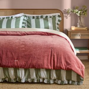 Wylder Edie 100% Cotton Velvet Bedspread Red Wylder Edie 100% Cotton Velvet Bedspread Red
