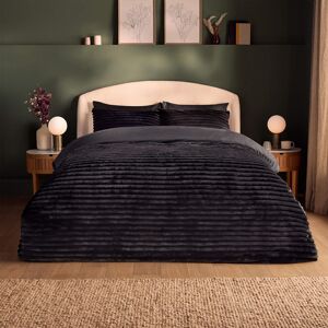 Silentnight Ribbed Faux Fur Duvet Set Black King Silentnight Ribbed Faux Fur Duvet Set Black King