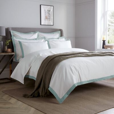 17 Stories Luxury 800 Thread Count Contrast Wide Border Sateen Duvet Cover White/Teal Super King 17 Stories Luxury 800 Thread Count Contrast Wide Border Sateen Duvet Cover White/Teal Super King