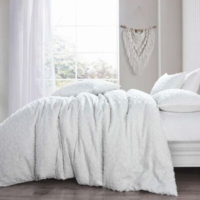 Marlow Home Co. Shabby Elegance Vintage Tuft Duvet Set White Kingsize Marlow Home Co. Shabby Elegance Vintage Tuft Duvet Set White Kingsize