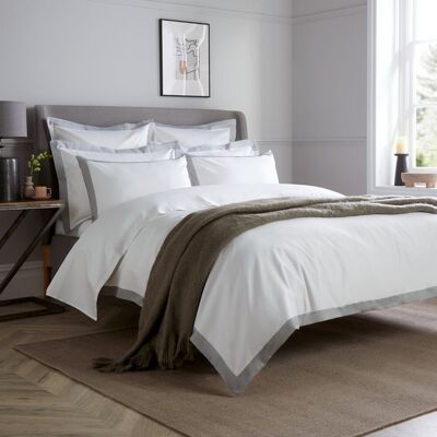 17 Stories Luxury 800 Thread Count Contrast Wide Border Sateen Duvet Cover White/Grey Kingsize 17 Stories Luxury 800 Thread Count Contrast Wide Border Sateen Duvet Cover White/Grey Kingsize