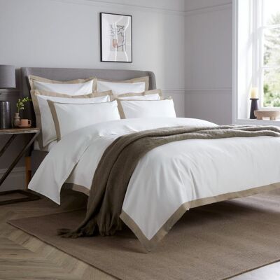 17 Stories Luxury 800 Thread Count Contrast Wide Border Sateen Duvet Cover White/Flax Double 17 Stories Luxury 800 Thread Count Contrast Wide Border Sateen Duvet Cover White/Flax Double