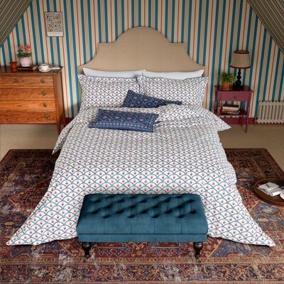 JOULES Floral Scallop Cotton Duvet Cover Set Blue King Size Duvet Cover + 2 Pillowcases JOULES Floral Scallop Cotton Duvet Cover Set Blue King Size Duvet Cover + 2 Pillowcases