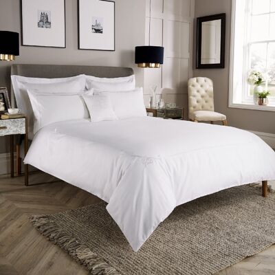 Lark Manor 600 Thread Count Embroidered Motif Corner Duvet Cover White Super King Duvet Cover Lark Manor 600 Thread Count Embroidered Motif Corner Duvet Cover White Super King Duvet Cover