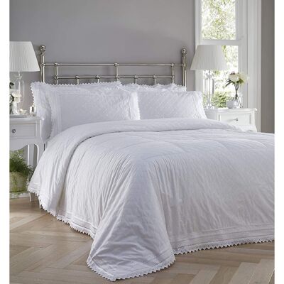 Fernleaf Blanche Timeless Contemporary Duvet Cover Set White 200 x 200cm Duvet Cover + 2 Standard Pillowcases Fernleaf Blanche Timeless Contemporary Duvet Cover Set White 200 x 200cm Duvet Cover + 2 Standard Pillowcases