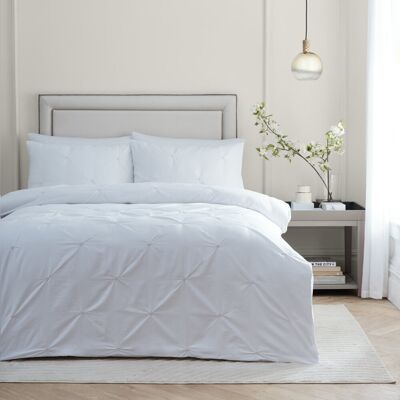 Paoletti Elysia Cotton Duvet Cover Set Set Beige Super King Duvet Cover + 2 Standard Pillowcases Paoletti Elysia Cotton Duvet Cover Set Set Beige Super King Duvet Cover + 2 Standard Pillowcases