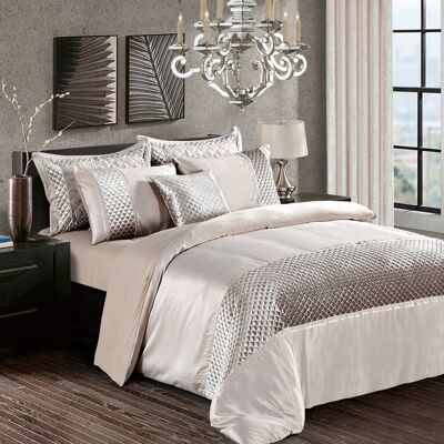 Rosdorf Park Cheng Hypoallergenic 300 TC Modern & Contemporary Duvet Cover Set Mink Super King - 2 Standard Pillowcases Rosdorf Park Cheng Hypoallergenic 300 TC Modern & Contemporary Duvet Cover Set Mink Super King - 2 Standard Pillowcases