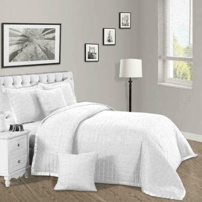 Ebern Designs Lianys Quilt White W255 x L275cm Ebern Designs Lianys Quilt White W255 x L275cm