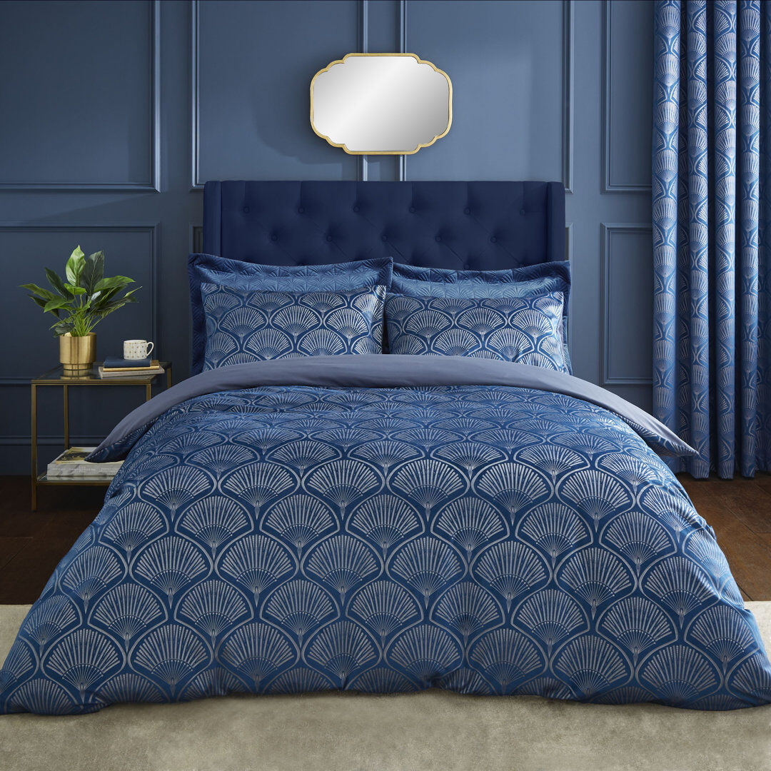 Catherine Lansfield Art Deco Pearl Duvet Cover Set with Pillowcases with Pillowcases Navy Blue Super King - 2 Standard Pillowcases