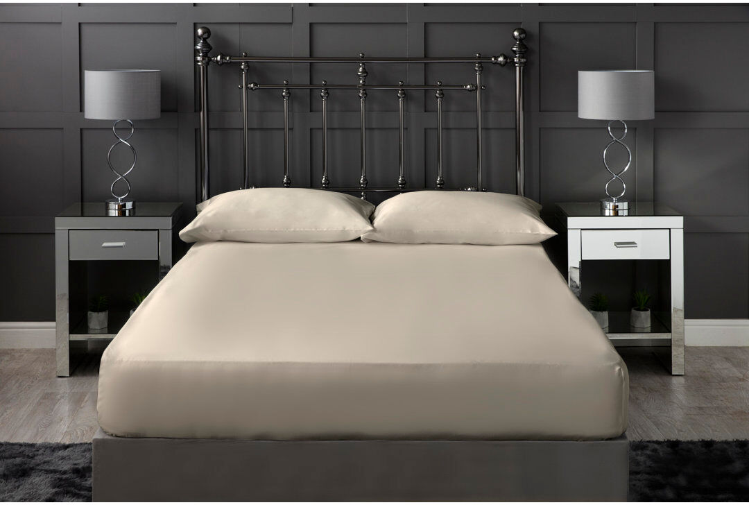 Belledorm 300 Thread Count 100% Cotton Satten Fitted Sheet Ivory Super King (6')