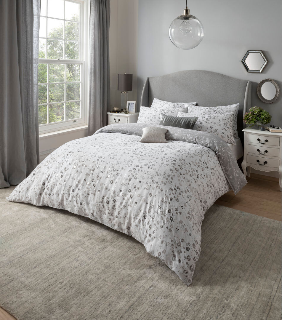 Samantha Faiers Home Delilah Silver 100% Cotton 200 TC Reversible Duvet Cover Set Silver Super King Duvet Cover + 2 Pillowcases