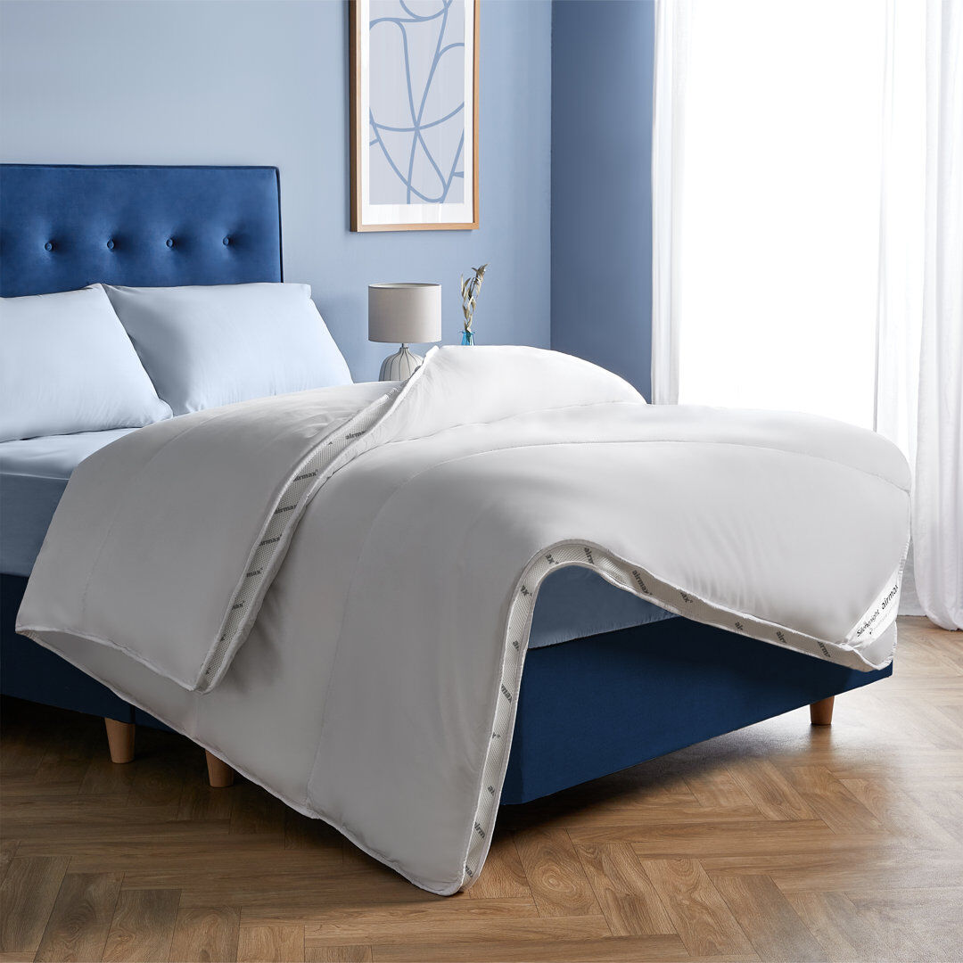 Silentnight Airmax Breathable 10.5 Tog Duvet with Pillow Pair Set White Super King