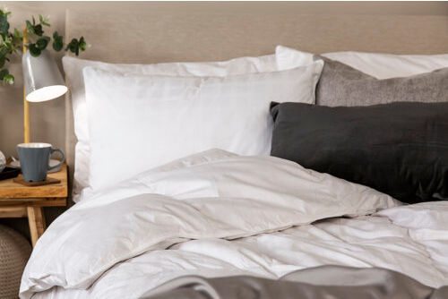 Snuggledown Hungarian Goose Down and Feather 13.5 Tog Duvet Snuggledown  - Size: Narrow (Up to 30" Width) Snuggledown Hungarian Goose Down and Feather 13.5 Tog Duvet Snuggledown  - Size: Narrow (Up to 30" Width)