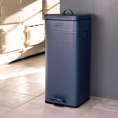 George Oliver Pewamo Steel Step On Kitchen Trash Can - 30L Blue 30L George Oliver Pewamo Steel Step On Kitchen Trash Can - 30L Blue 30L